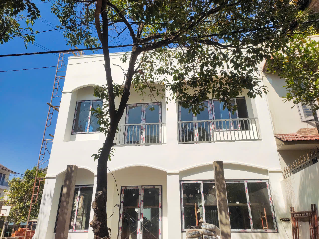 Thi công hoàn thiện