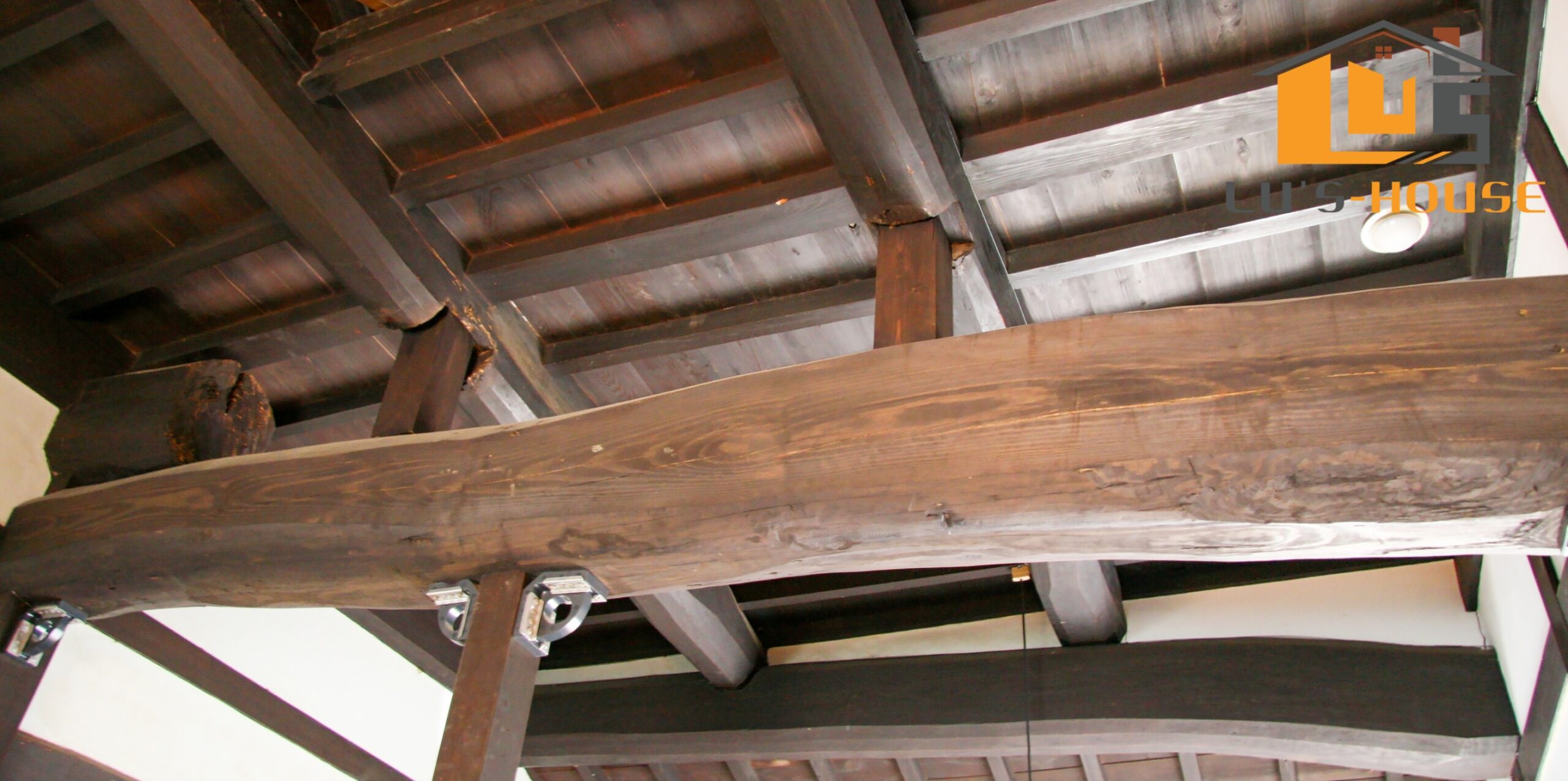 Cải tạo nhà cấp 4 thành 2 tầng Quảng Ngãi